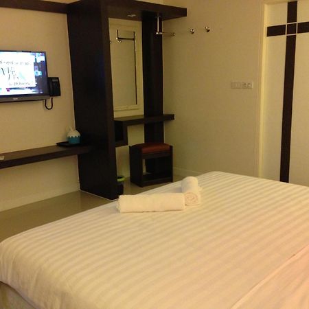 Saabpaiboon Grand Resort Ban Talat Oda fotoğraf